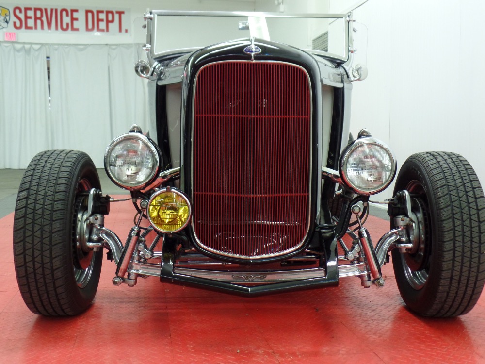 1932 Ford Highboy Roadster Magazine