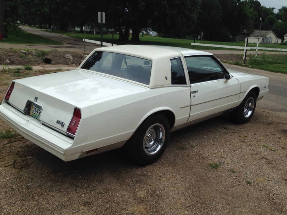 Chevrolet monte carlo 1981