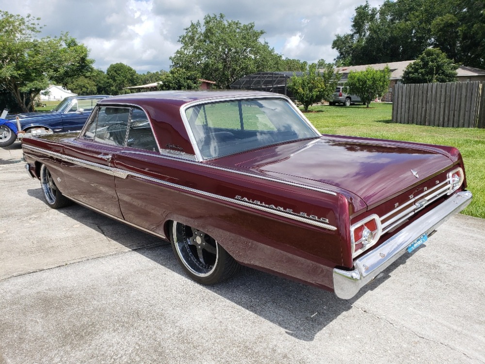 Ford Fairlane 500 Sports Coupe