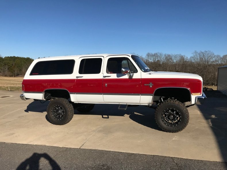 1988 Chevrolet Suburban -silverado Package-air Conditioning-4x4-3rd Row 