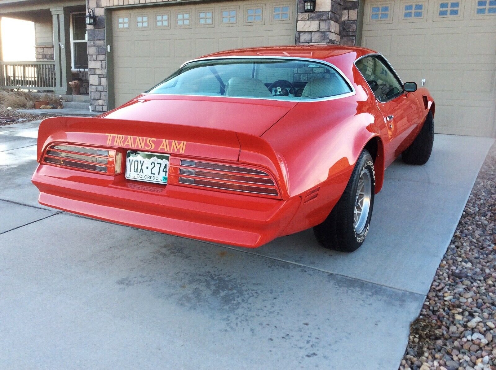 Pontiac Firebird Esprit