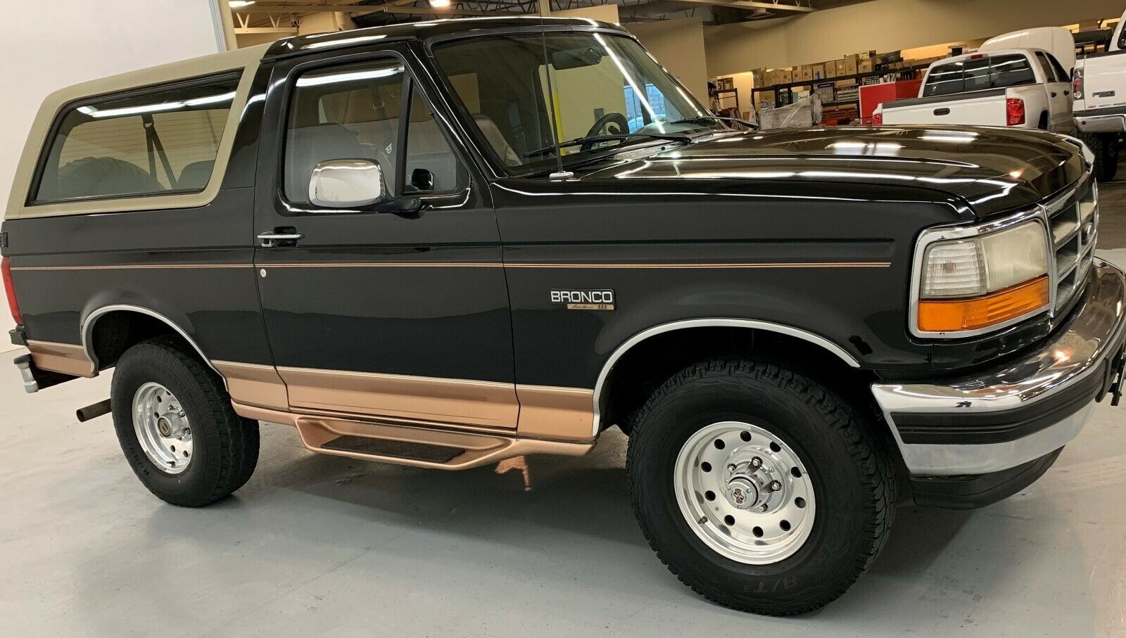 1995 Ford Bronco -EDDIE BAUER-4WD-CALIFORNIA SUV-SOLID AND READY- Stock ...