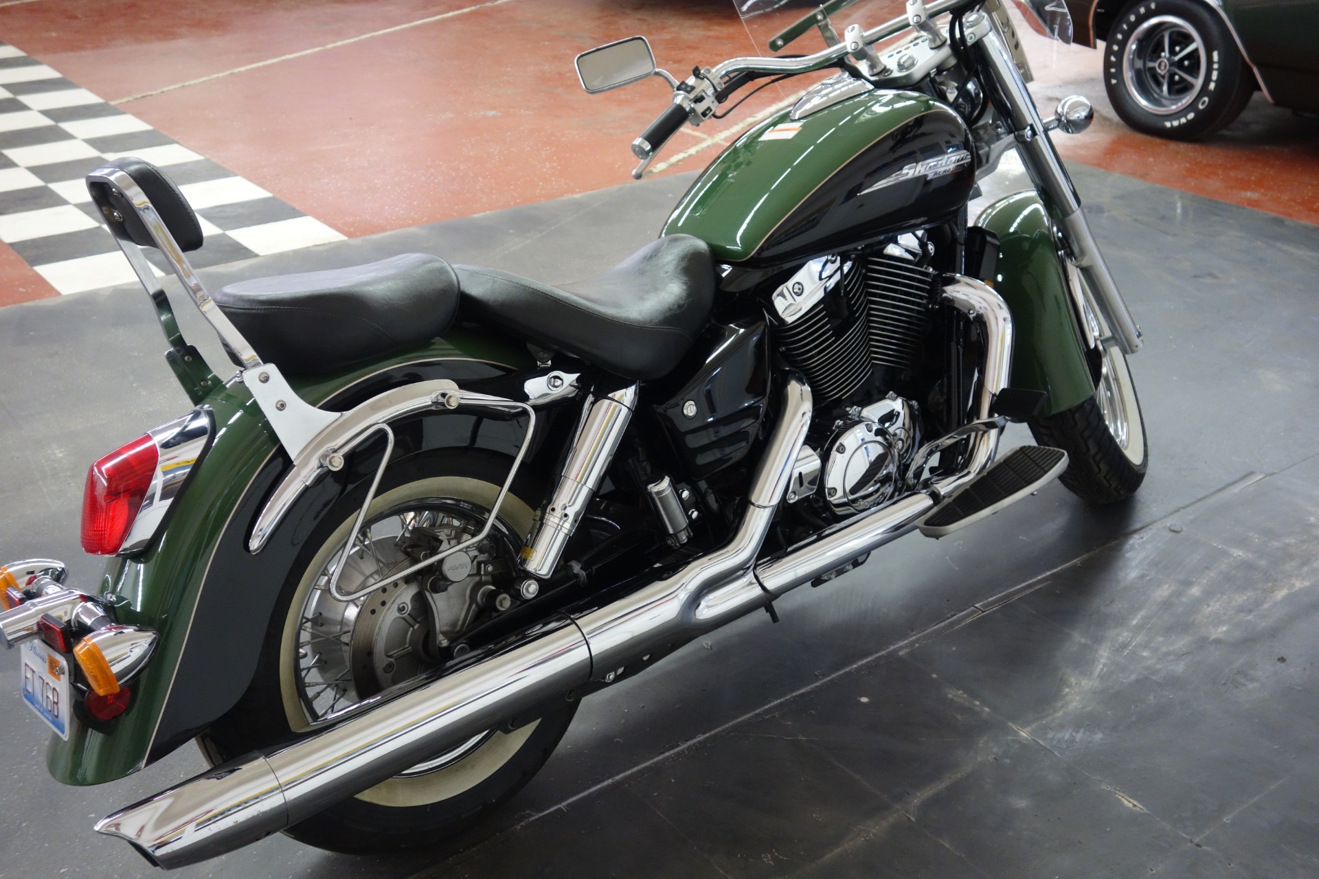 Honda shadow vt 1100. Honda Shadow 1100 Aero. Honda Shadow Aero vt1100. Honda VT 1100. Хонда шадоу 1100 Аэро.