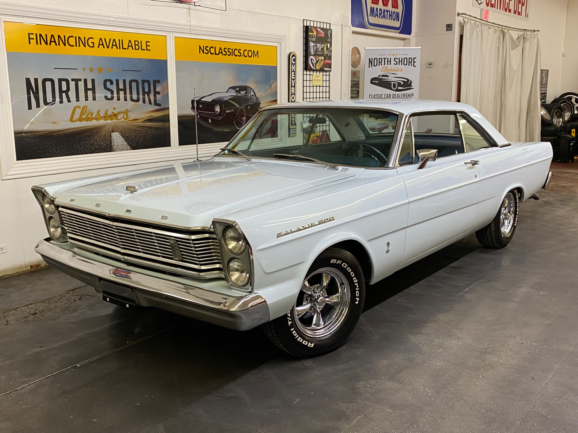 1965 Ford Galaxie - 500 HARDTOP - 390 ENGINE - SEE VIDEO Stock ...