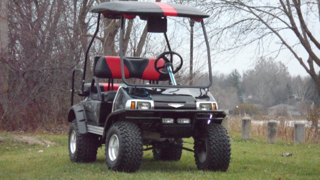 1990 Club Car DS Gas Golf - Lifted & Lowered Golf Carts