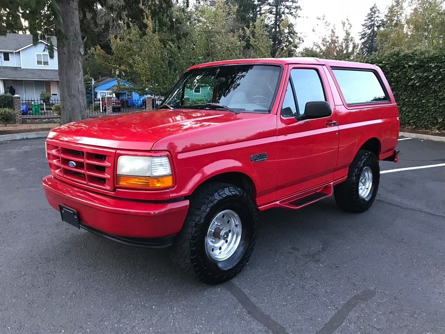 Used 1995 Ford Bronco XLT-CLEAN AUTO CHECK-4X4-LEATHER INTERIOR- For ...