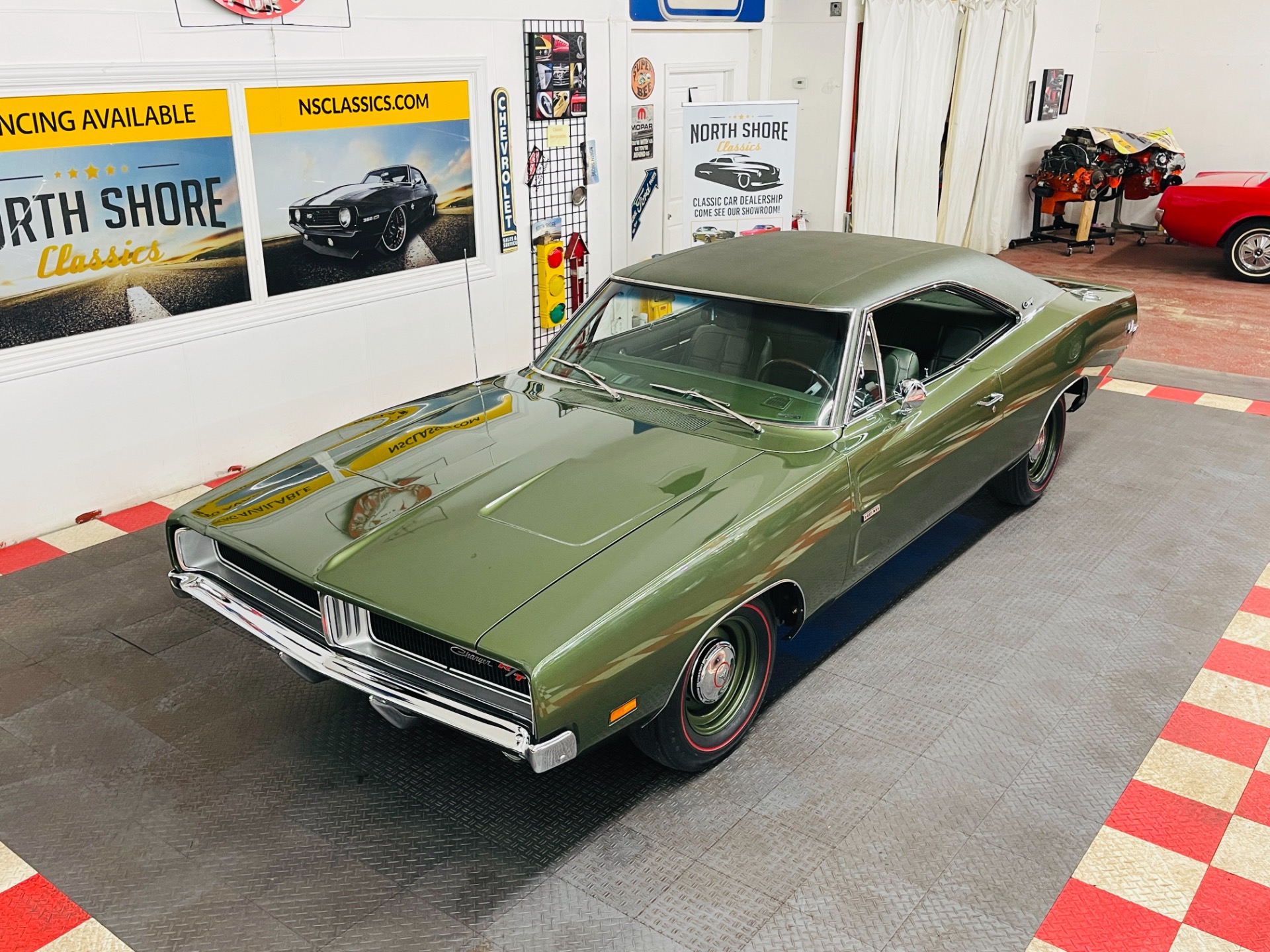 Used 1969 Dodge Charger - R/T - 426 HEMI - 4 SPEED MANUAL - CONCOURSE  QUALITY - SEE VIDEO - For Sale (Sold) | North Shore Classics Stock #69582CB