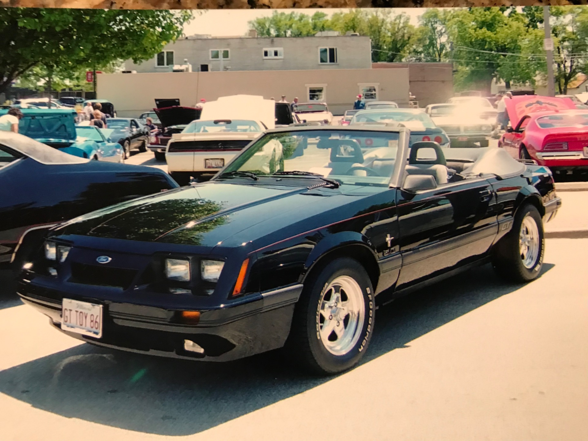 1986 mustang convertible