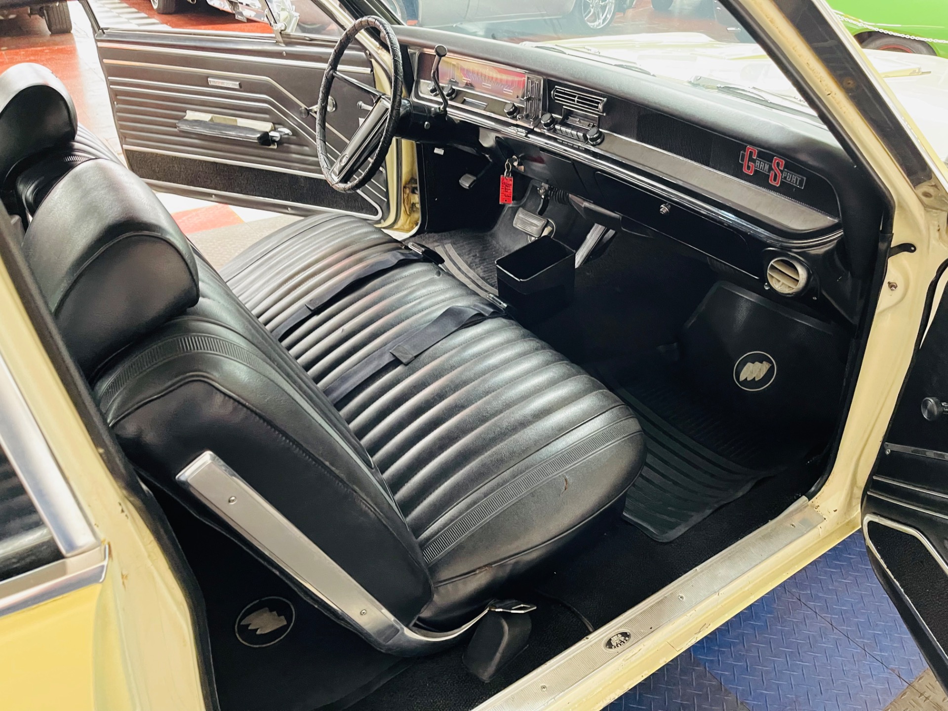 1979 buick skylark interior